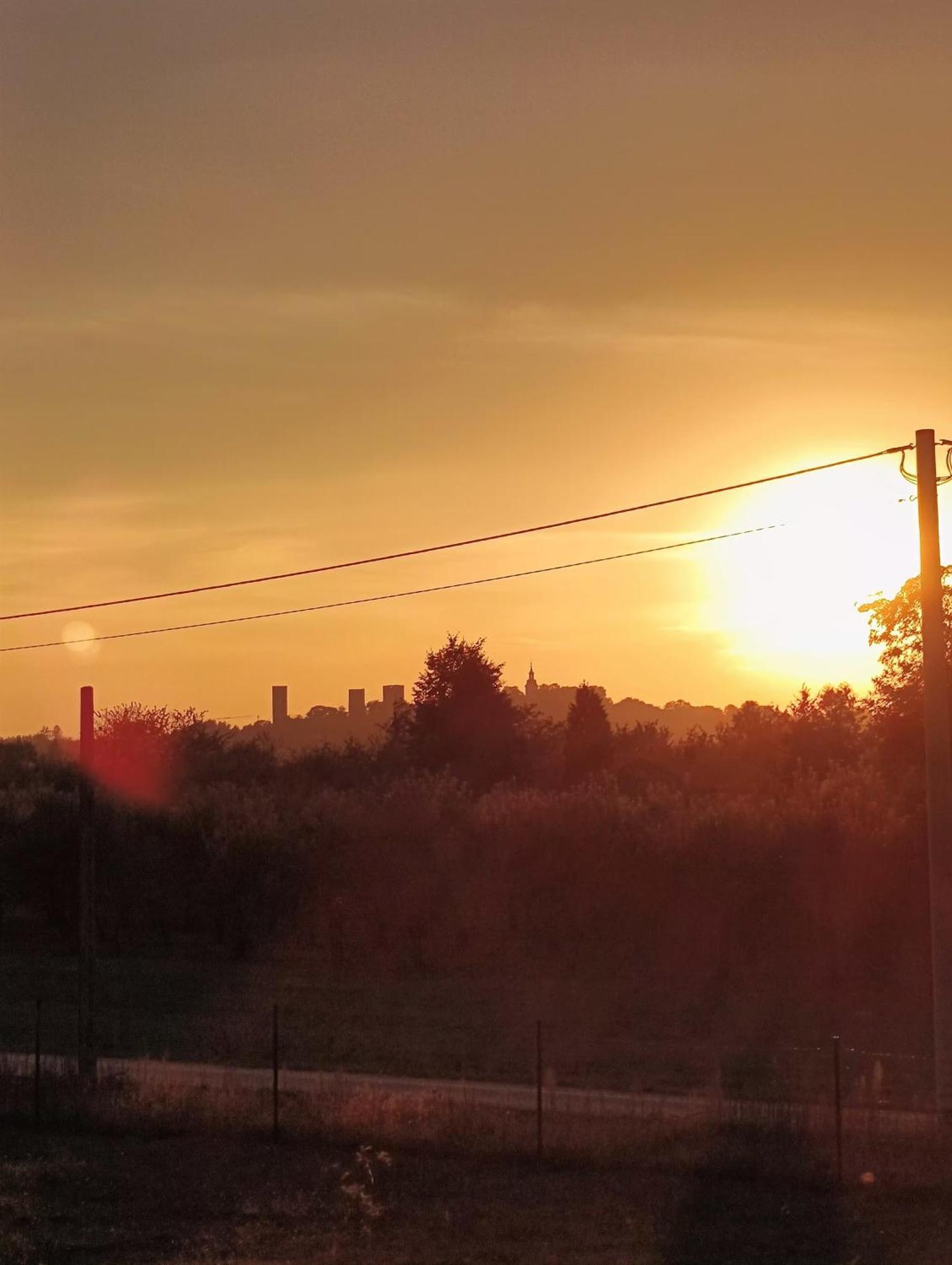 Ostoja Czersk Gora Kalwaria Zamek Krolowej Bony Domki Caloroczne Exterior foto